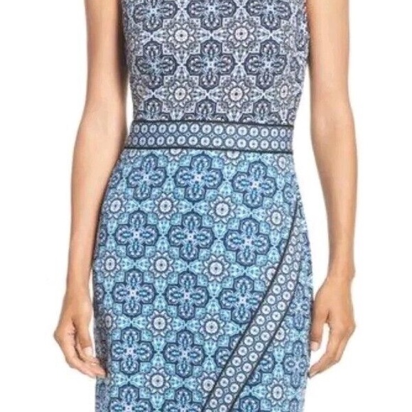 Maggy London Dresses & Skirts - MAGGY LONDON sleeveless dress blue and white back zipper size 4 cocktail party
